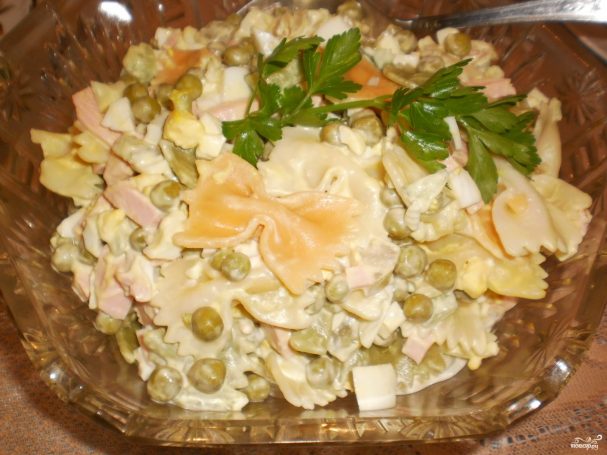 Салат "Оливье" с макаронами