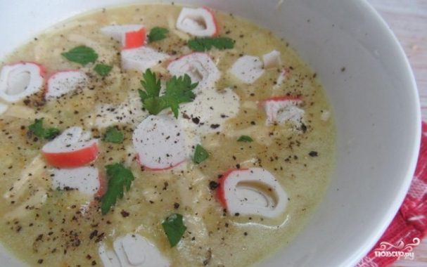 Сырный суп с крабовыми палочками