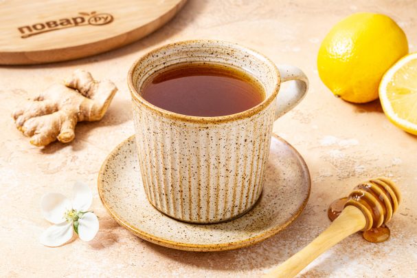 Имбирный чай с медом и лимоном