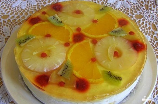 Творожный торт с желе и фруктами