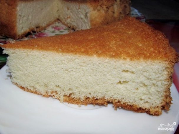 Простое бисквитное тесто для торта