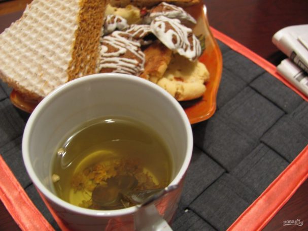 Зеленый чай с липой