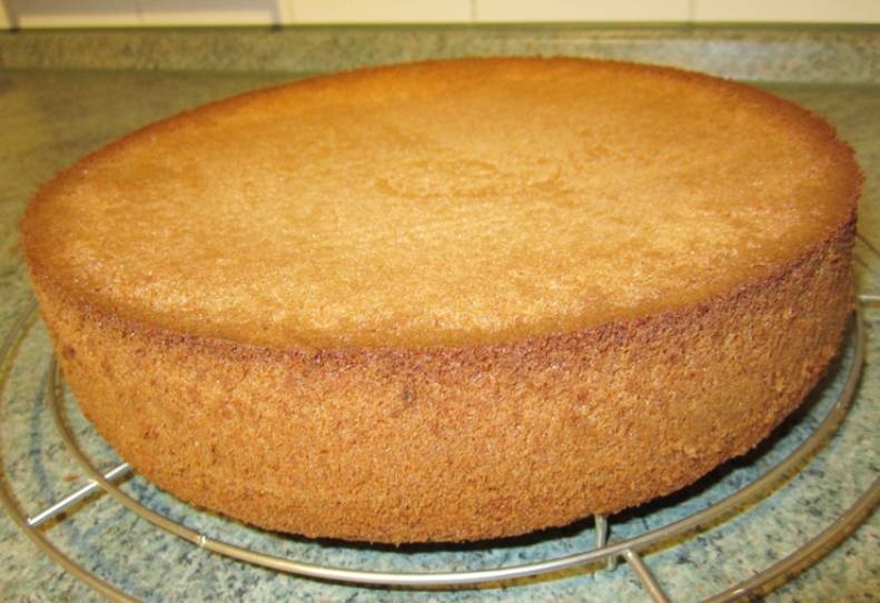 Ванильный бисквит для торта готов!