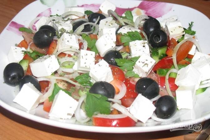 Греческий салат с сыром фета - калорийность, состав, описание - ремонты-бмв.рф