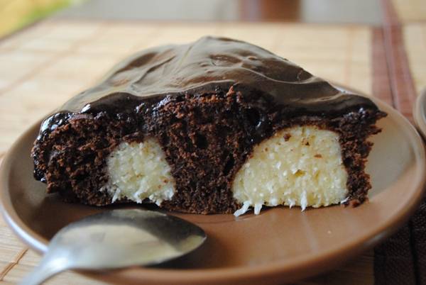 Творожный пирог на шоколадном тесте