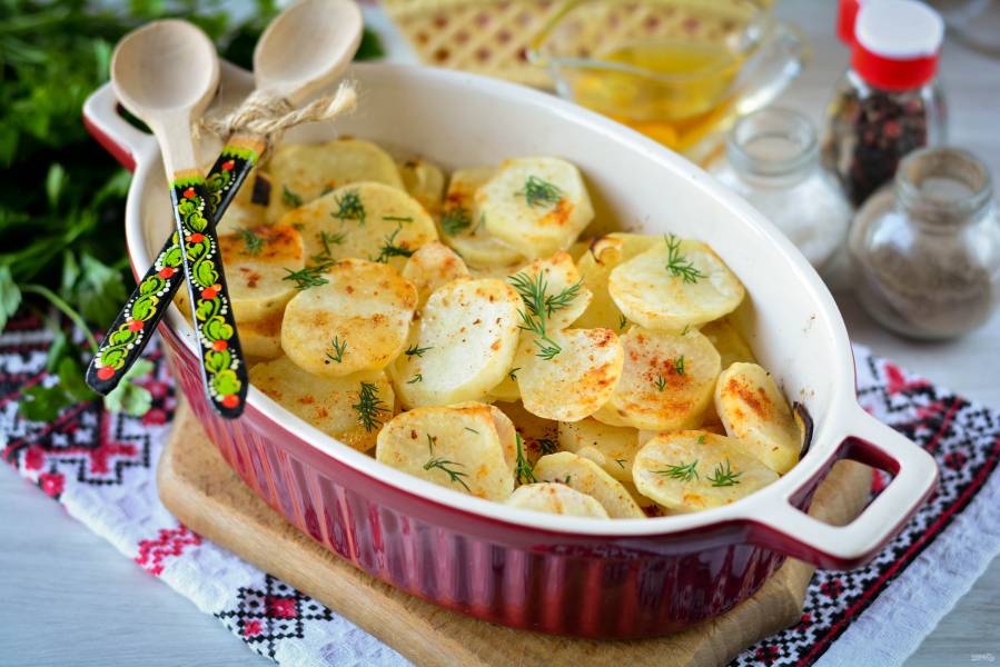 Картошка в горшочках в духовке. Рецепт картошки в горшочках с овощами и грибами