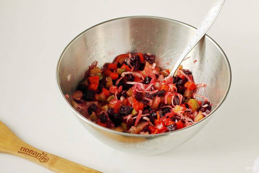 Простое и вкусное блюдо: рецепт винегрета с квашеной капустой