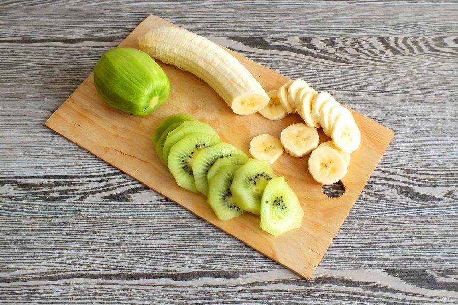 Ингредиенты для «Пшенная запеканка с бананом и киви»: