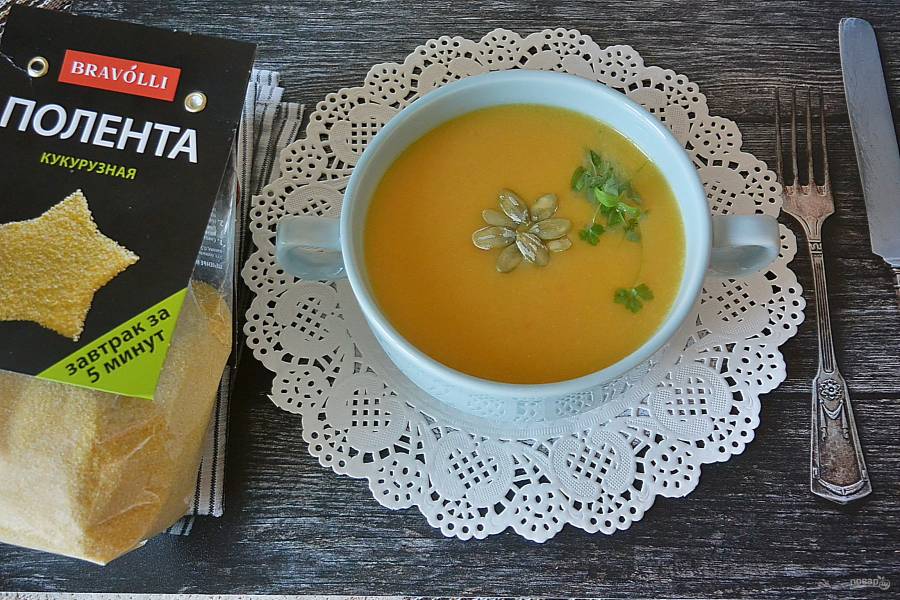 Тыквенный крем-суп с полентой от "Bravolli"