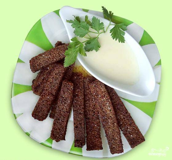 Гренки из бородинского хлеба с чесноком — пошаговый рецепт | GOTOVIM