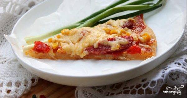 Рецепт пиццы с оливками, колбасой и грибами шампиньонами + соус и тесто