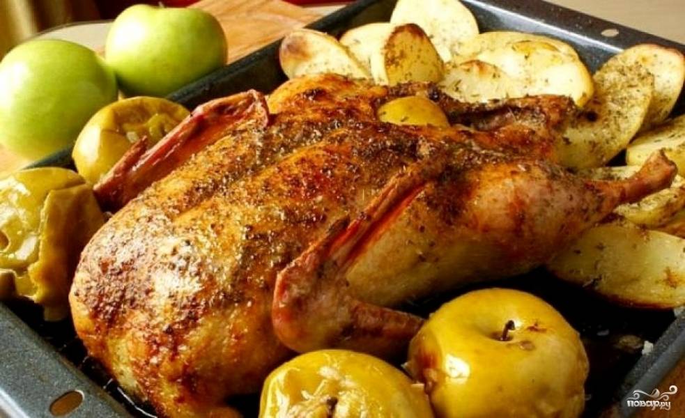 Утка с яблоками в духовке: рецепт вкуснейшего блюда на Рождество