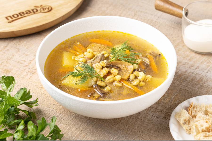 Суп из сушёных грибов с курицей: рецепт - Лайфхакер