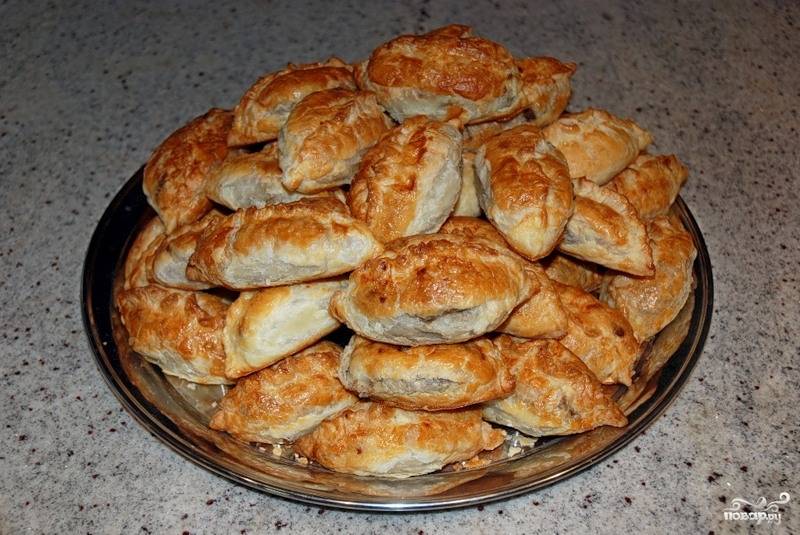 Жареные пирожки с картофелем и печенью