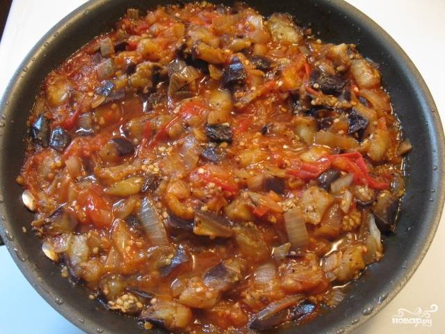 Вариант 1: Тушеные баклажаны с овощами на сковороде - классический рецепт с пошаговыми фото
