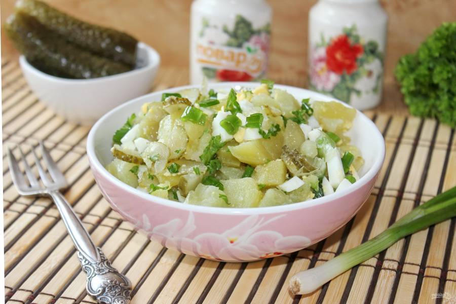 Картофельный салат с зеленым луком