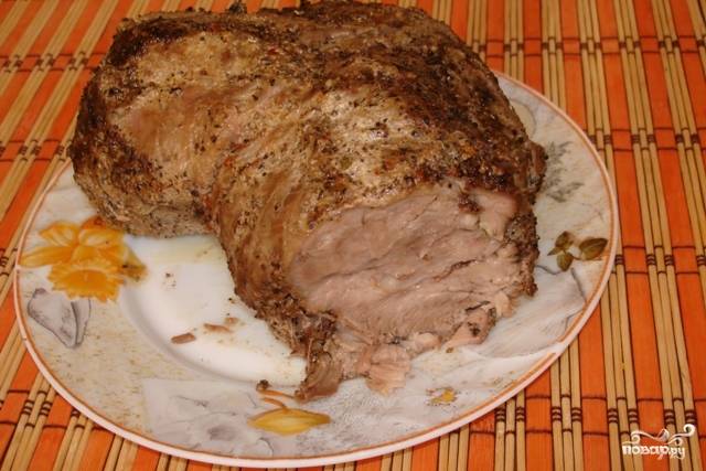 Свинина с чесноком в фольге в духовке: 9 фото в рецепте