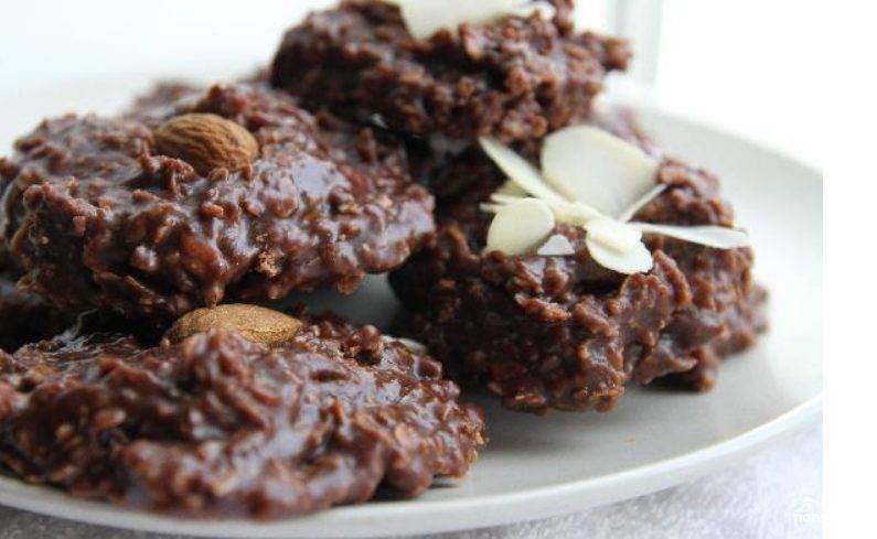 Овсяное шоколадное печенье без выпечки