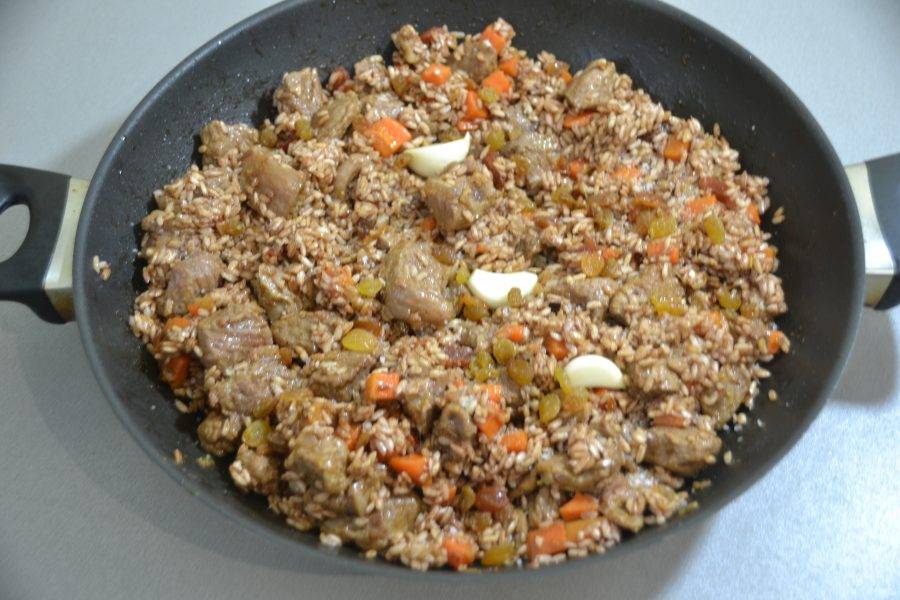 Плов в казане (грузинская кухня)