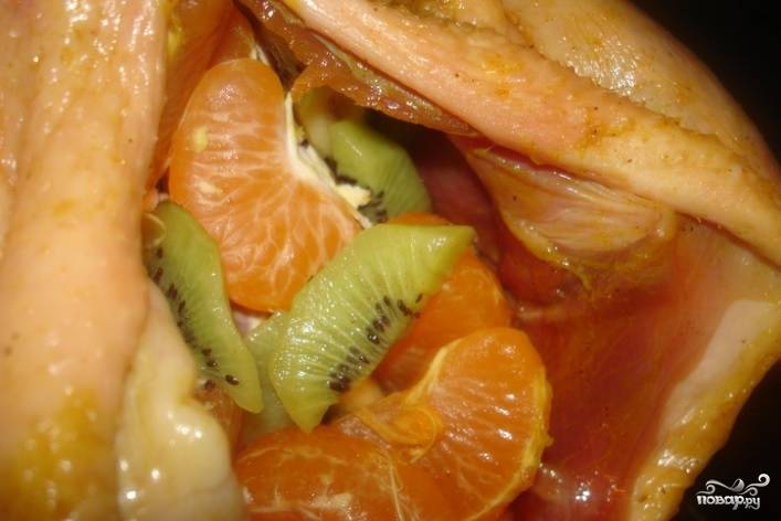 Утка, запеченная с мандаринами и картофелем – пошаговый рецепт приготовления с фото