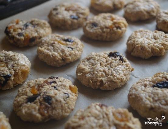 Для тех, кто на диете — готовим вкусное и полезное овсяное печенье