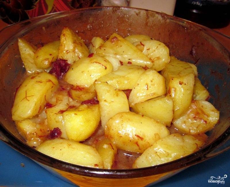 Картофельная запеканка с тушенкой из оленины