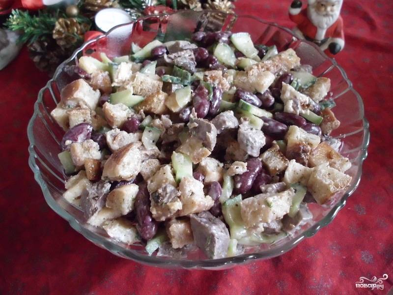 Салат с говядиной и фасолью