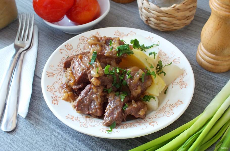 Рецепт тушеного в мультиварке картофеля с мясом