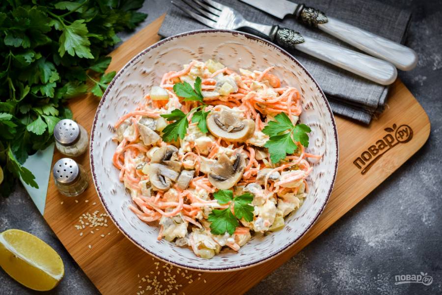 Салат с курицей и грибами, пошаговый рецепт на ккал, фото, ингредиенты - Евгения