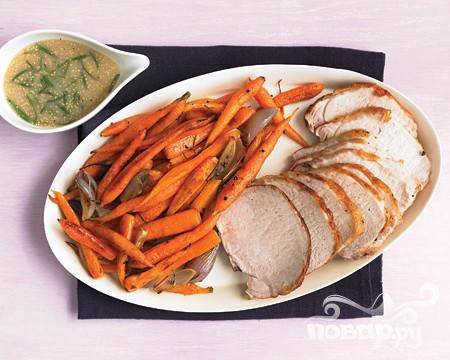 Свинина с морковью и горчичным соусом
