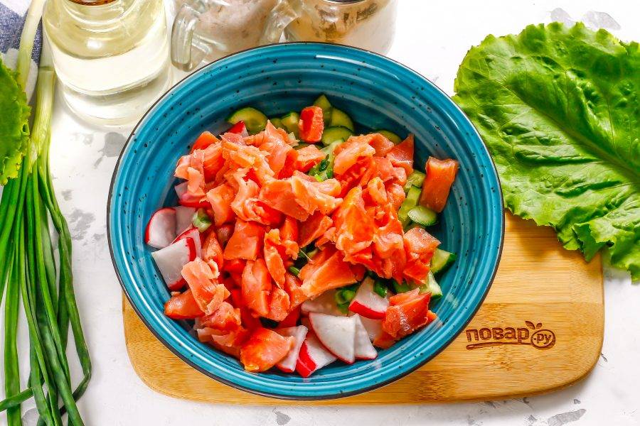 Салат с красной рыбой (30 рецептов с фото) - рецепты с фотографиями на Поварёnatali-fashion.ru