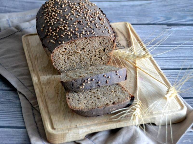 Бородинский хлеб получился с тем самым ароматом и вкусом, который мы ожидаем от этого хлеба. Невероятно вкусный!