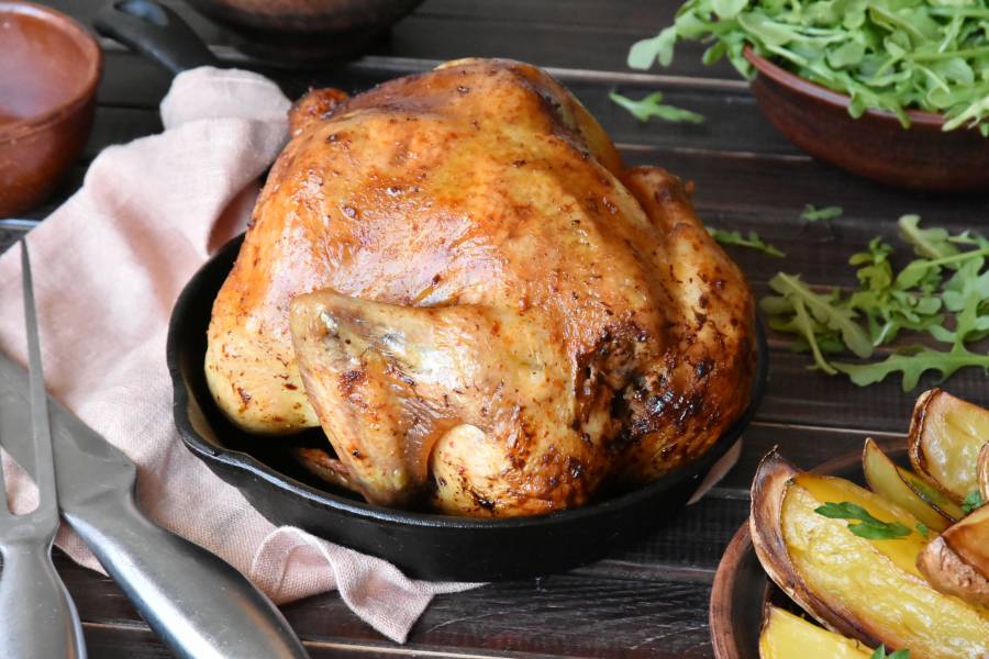 Курица в духовке на банке