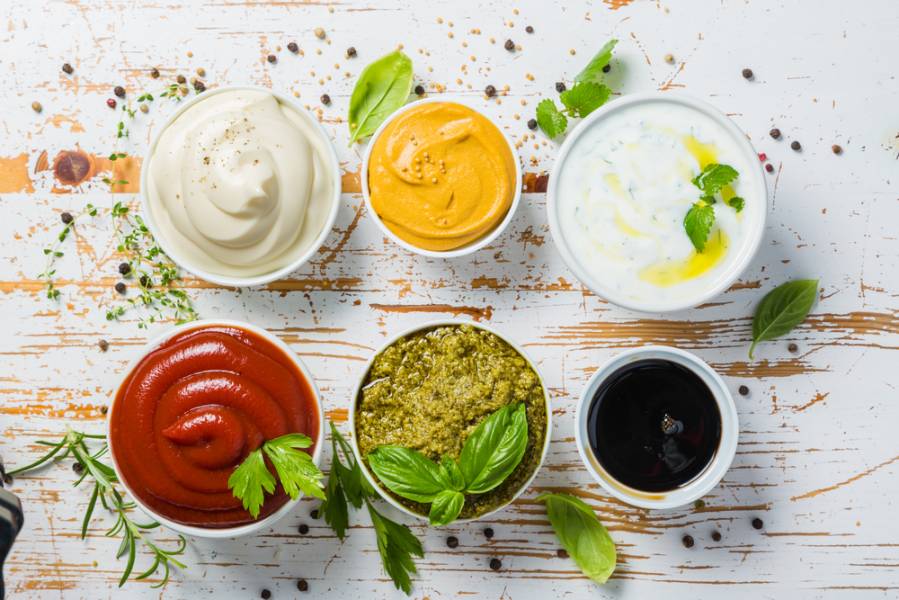 Как приготовить простой соус к мясу, рыбе, птице