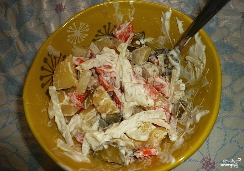 Салат картофельный с огурцами