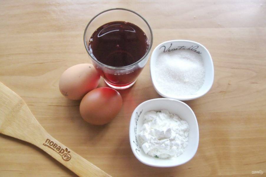 Подготовьте ингредиенты для приготовления пудинга из гранатового сока.