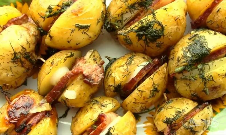 Картошка по-украински, запеченная в духовке