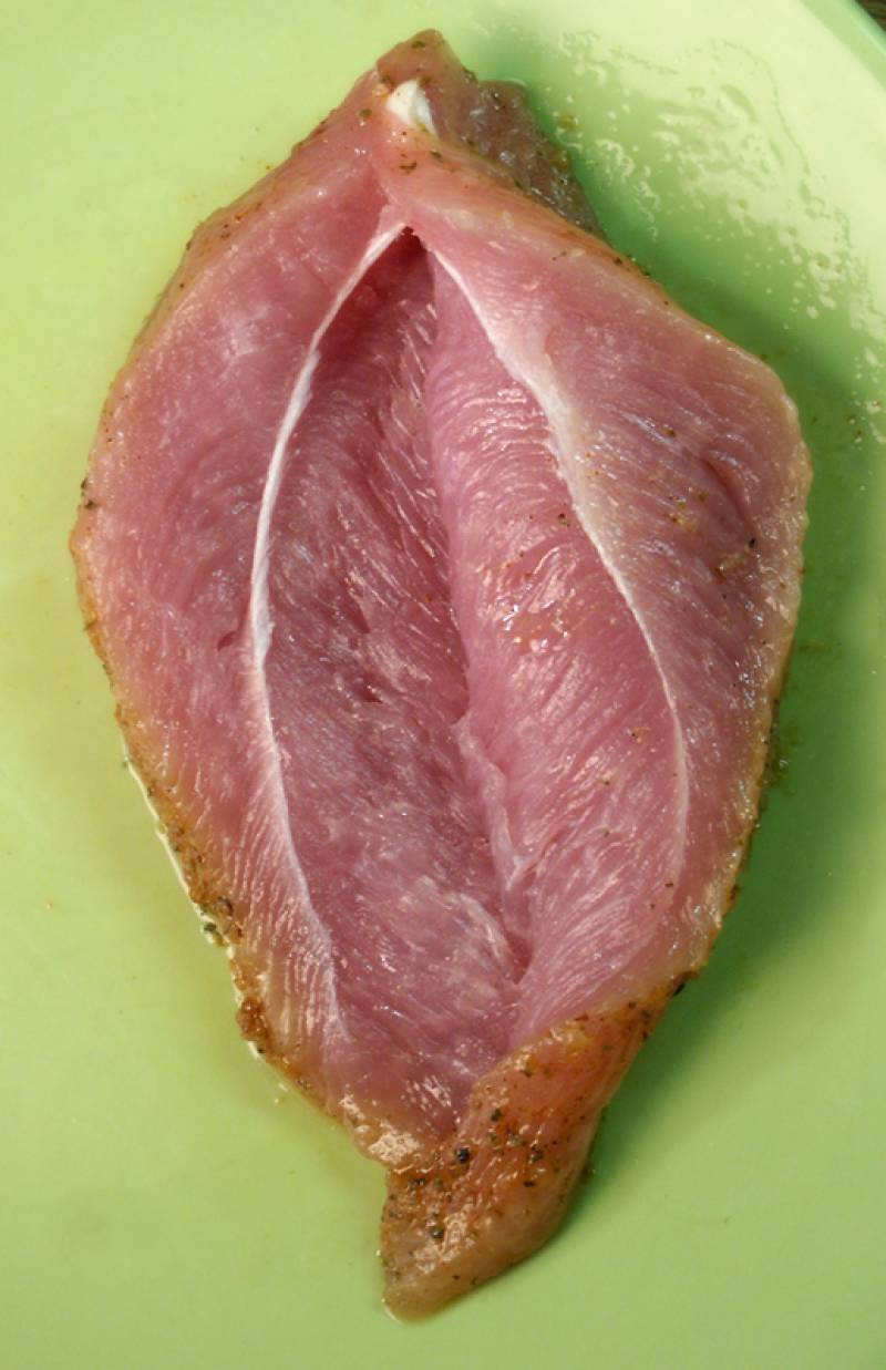 Кусок мяса похожий на вагину