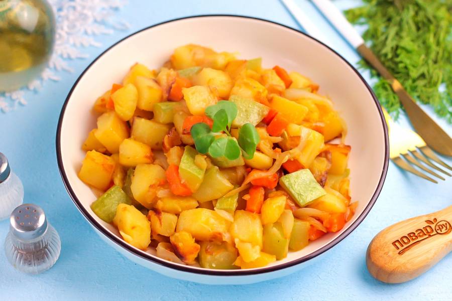 Рагу из кабачков и картофеля