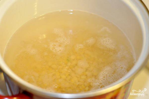 Гороховое пюре в блендере. Варим гороховый суп на 4 литра воды. Сколько гороха надо на суп 3 литра с ложкой. Гороховый 3 литра