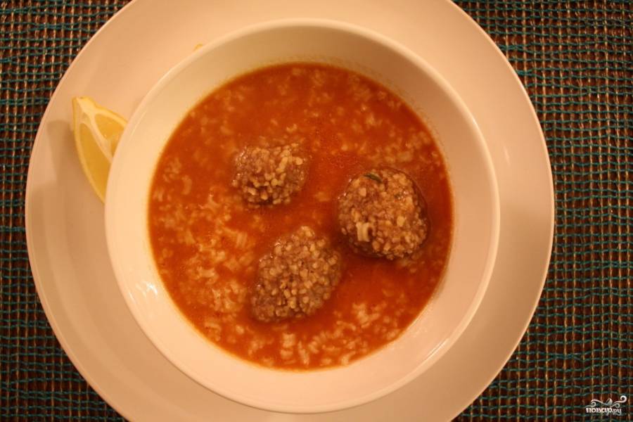 Приготовление блюда по рецепту «Рисовый суп с фрикадельками»