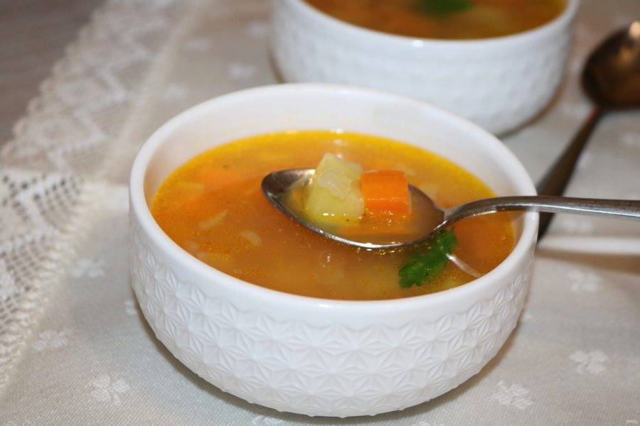 Очень вкусный, ароматный гороховый суп с тыквой готов. Приятного аппетита!