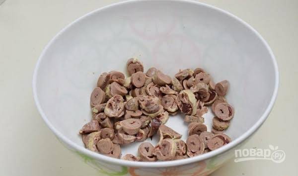 4. Выложите в глубокую мисочку.