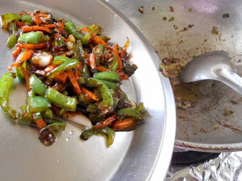 Лапша по китайски с курицей и овощами