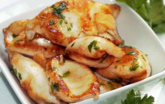 Жареные кальмары с луком и чесноком – пошаговый рецепт приготовления с фото