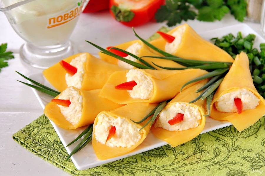 Три закуски из сыра на праздничный стол - пошаговый рецепт с фото на Готовим дома