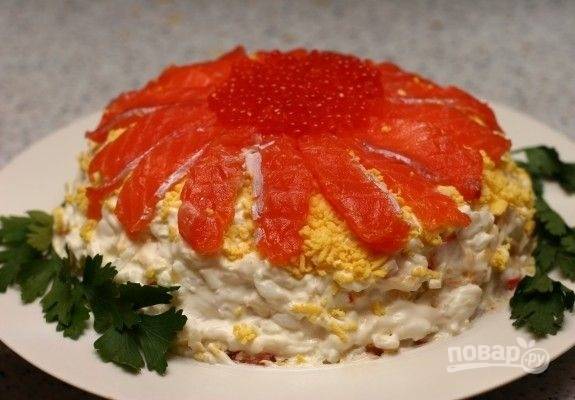 Салат слоями из красной рыбы - пошаговый рецепт с фото на taimyr-expo.ru