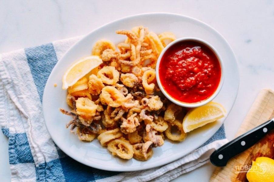 4.	Подавайте морепродукты сразу после обжаривания, можно с любым соусом по вкусу.