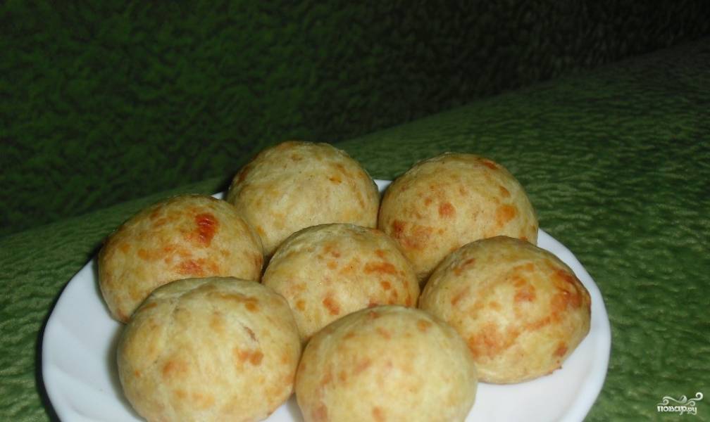 Сырные шарики, запеченные в духовке