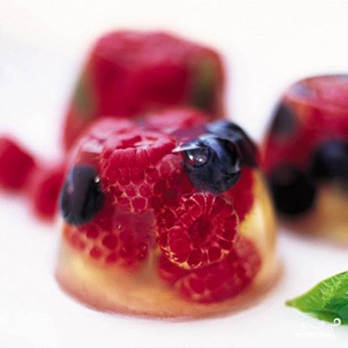 Ягодное желе с желатином из замороженных ягод. Проверенный рецепт